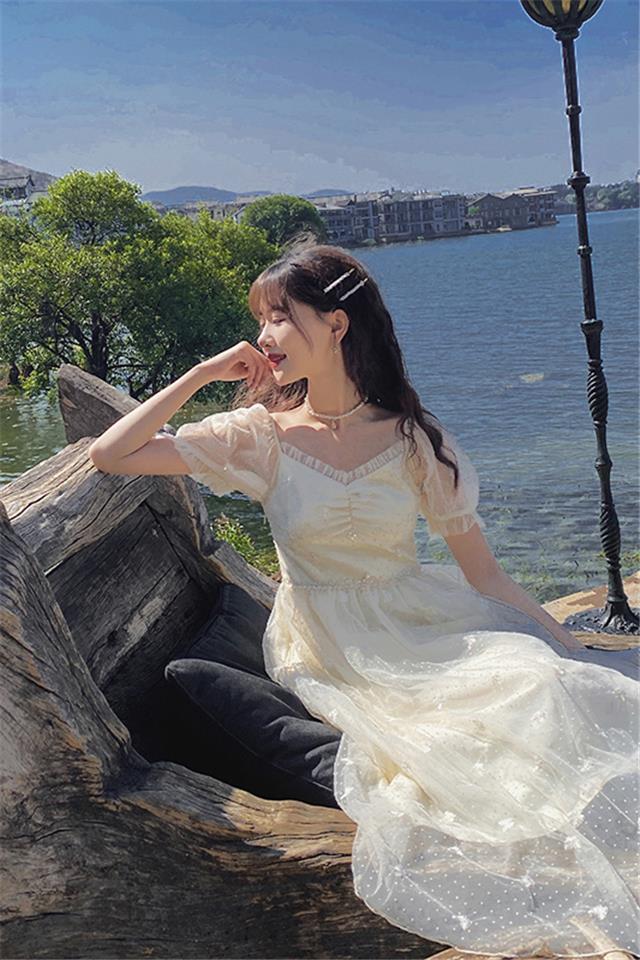 一人在上面一个㖭