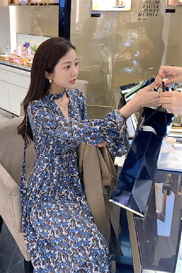 亚洲国模精品一区