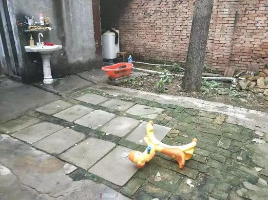 关于妻子的一切