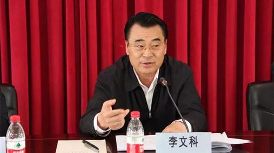 被他亲下面亲到高潮了