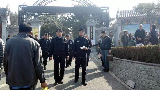无码少妇一区二区三区芒果