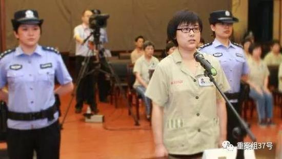 伊人精品成人久久综合全集观看