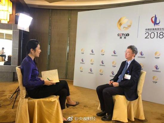 用你的舌头搅拌我的舌头是什么歌