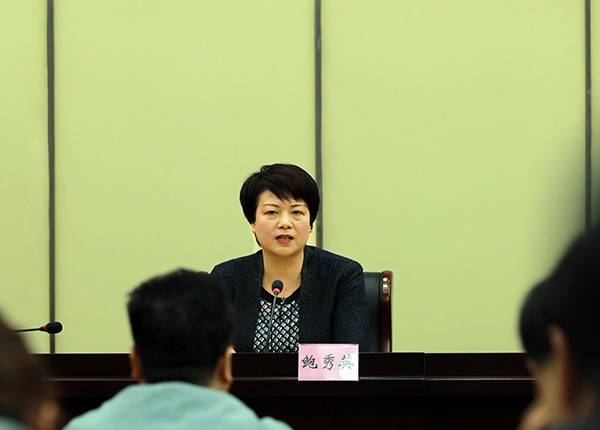 免费做运动视频扑克视频