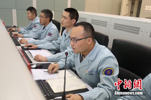 高清偷窥校园女浴室洗澡